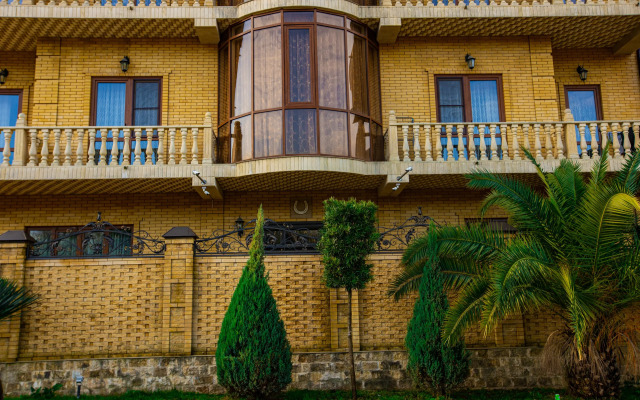 Zolotaya Podkova Guest House