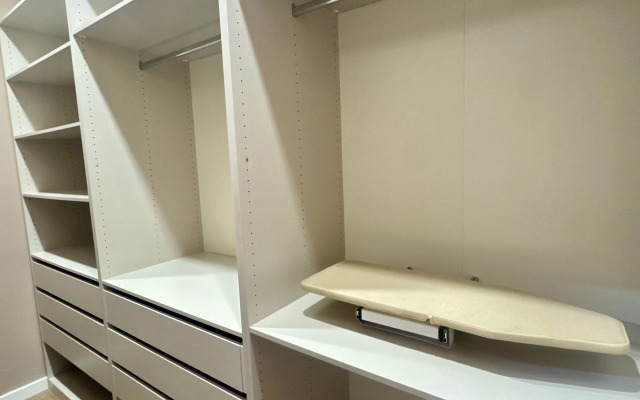 Квартира Уютная Двухкомнатная в Центре Города