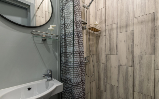 RentalSPb Zheleznodorozhnaya ulitsa 23 Apartments	