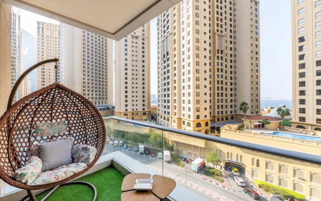 Excellent Panoramic 1BR at Attessa