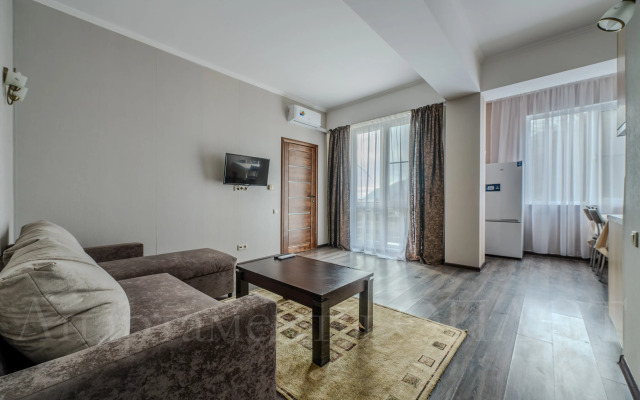 Oplot - Vidovye s odnoj spal'nej i balkonom 4 Apartments