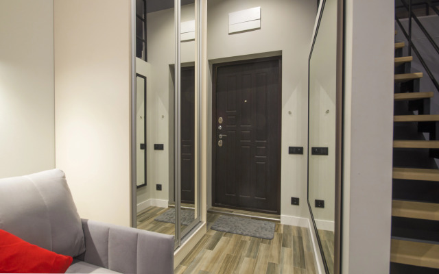 167 Stilnaya Studiya S Vidom Na Gory Flat