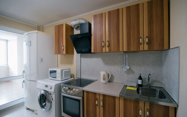 Апартаменты Большая двухкомнатная квартира напротив ДВГУПС