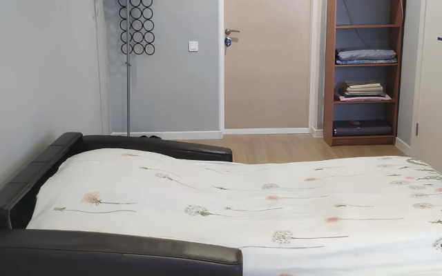 Studiya V Zhk Klenovye Allei Flat