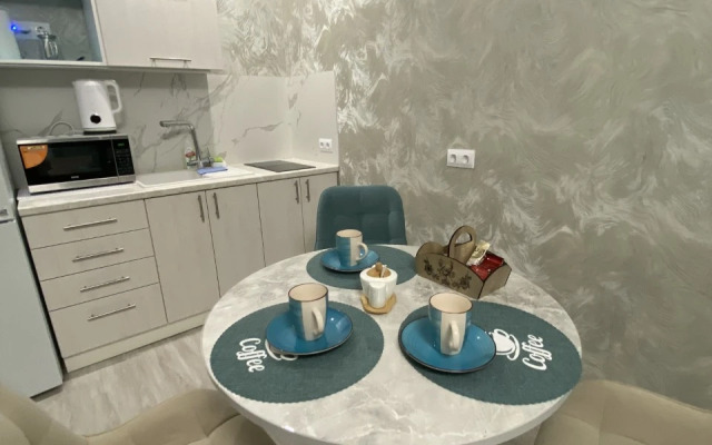 1-Komnatnaya S Otlichnym Remontom Flat