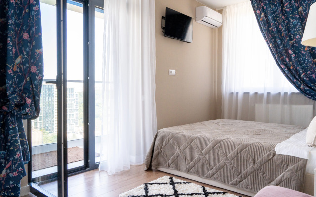 Апартаменты Сияние УК Атмосфера с видом на горы