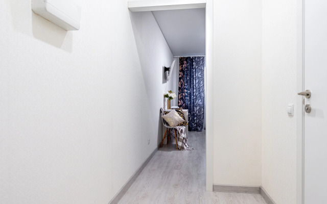 Uyutnaya Studiya Ryadom S. M. Devyatkino Apartments