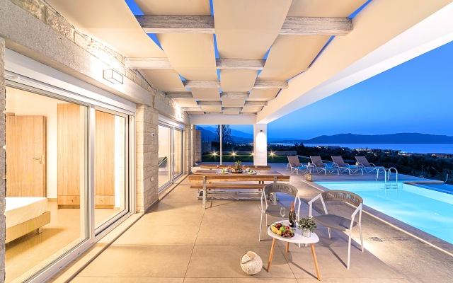 Vista Mare Villas Heated Pool