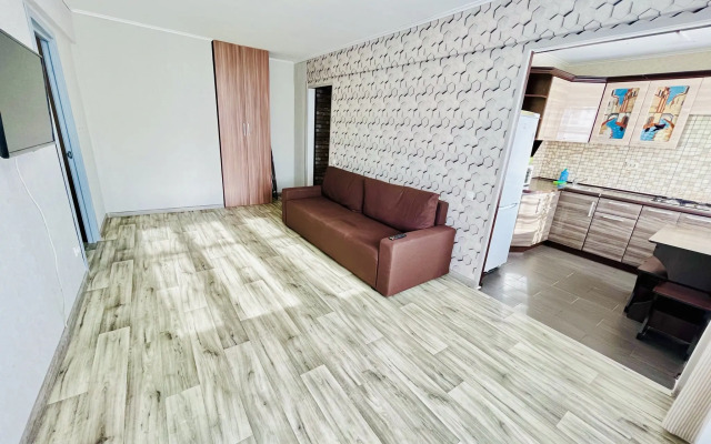 3kh Komnatnaya Kvartira U Zhd Vokzala Flat