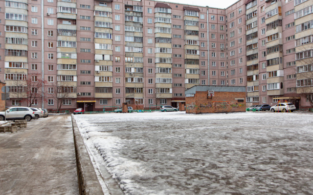 Komfortnaya Chetyrekhkomnatnaya Kvartira V Tsentre Novosibirska Flat