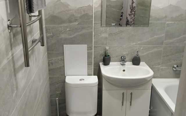 V tsentre na Naberezhnoy Flat