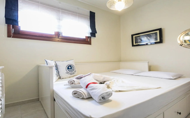 Inuit I Luxury Pool Sani Villa