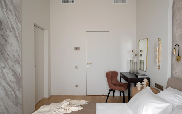 Marisol Jewel Apartments