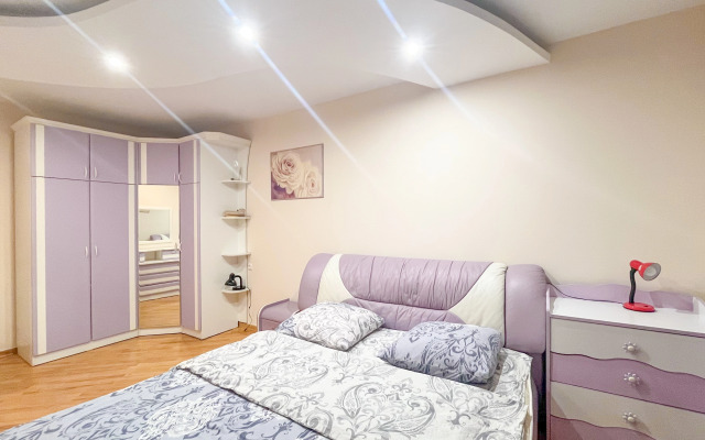 Na Vtorom Etazhe Apartments