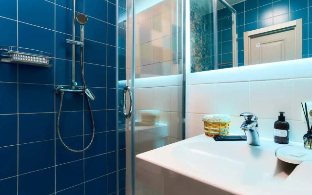 Апартаменты Алис Flowing Space Design