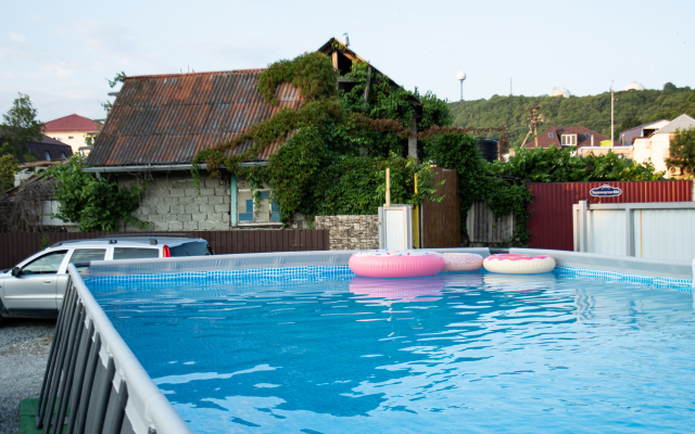 Mari Guest house