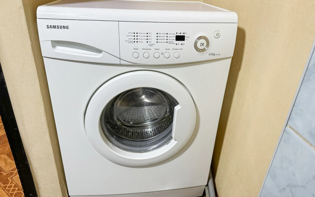 Apartamenty Dvukhkomnatnye V 13-Om Mikrorayone, 55