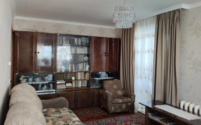 Uyutnaya V Gostyah U Babushki Flat