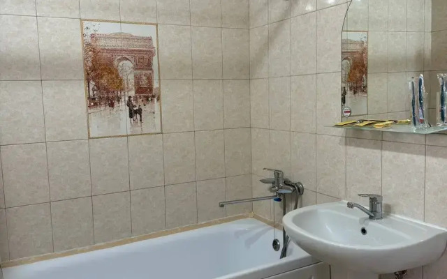 Studiya Na 2 Etazhe Flat