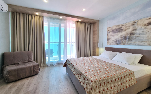 Mytimewell Chernomorskaya 13G Apartments 2