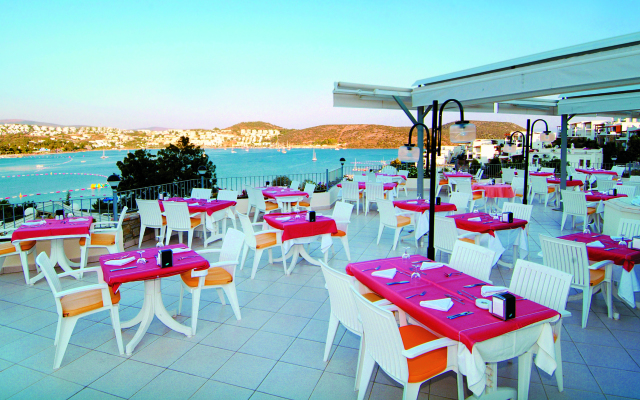 Costa 3S Beach