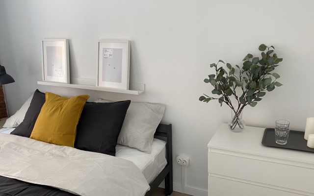 Мебелированная комната на Садовнической (1)