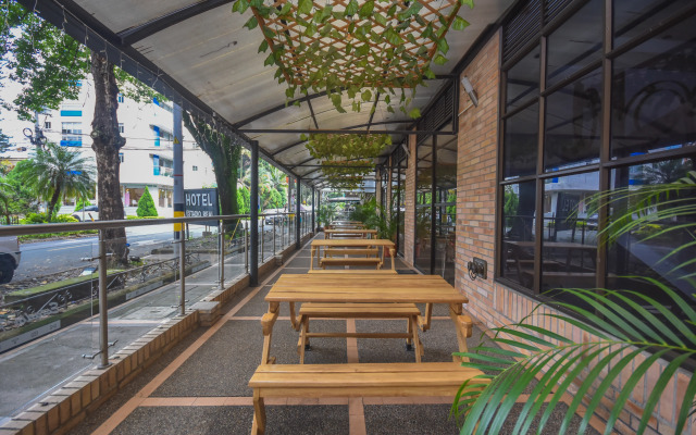Estadio Real Hotel