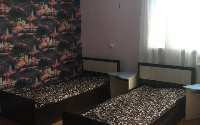 Tsentralnyij Guest House