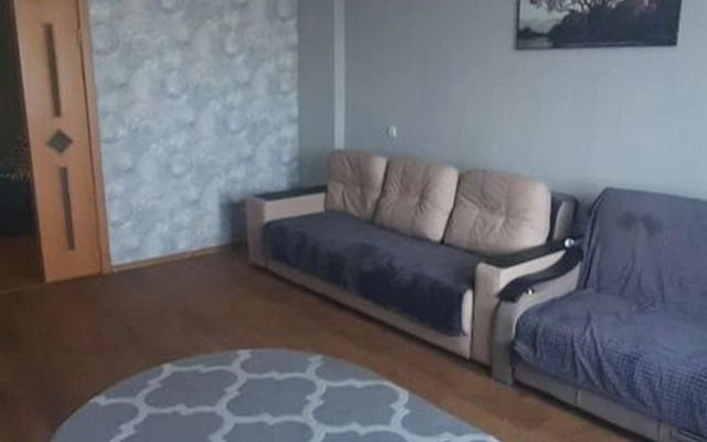Na Ulitse Severnaya Zvezda 7/2 Flat