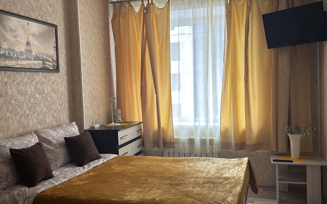 Prostornaya Uyutnaya V Tsentre Goroda Flat