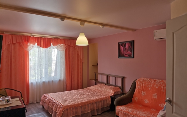 Yuzhanka Guest house