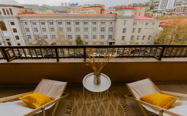 KeyGo #0009, 1 Bedroom, Near Matenadaran Apartments