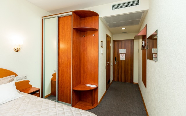 Biznes Hotel