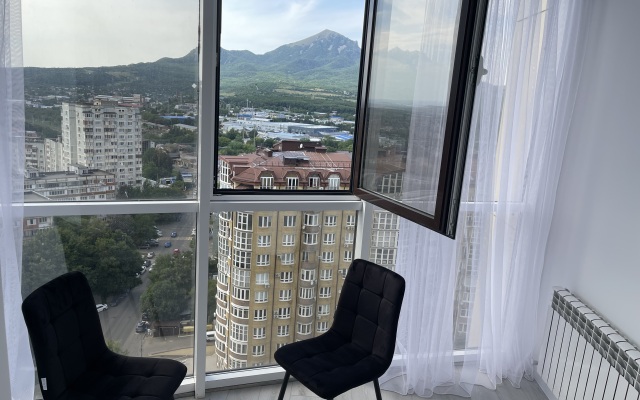 Na ulice 295 Strelkovoy Divizii 142 Flat