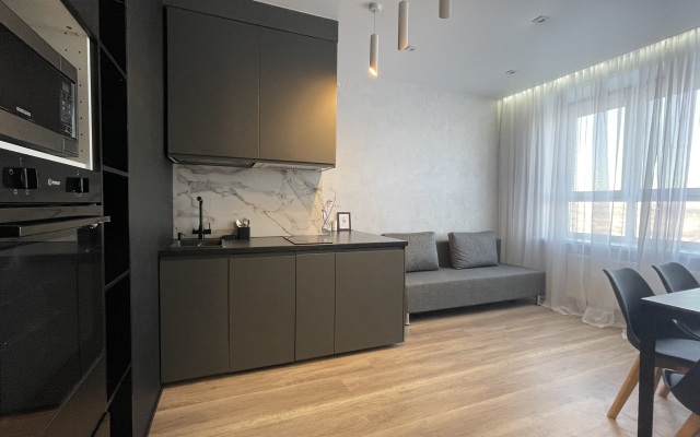 Yevro 2-Shka Mkr.Solnechny Dizaynerskiy Remont  Apartments