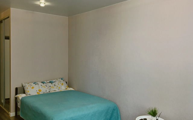 Studiya V Novom Dome Nedaleko Ot Russkogo Ostrova Flat