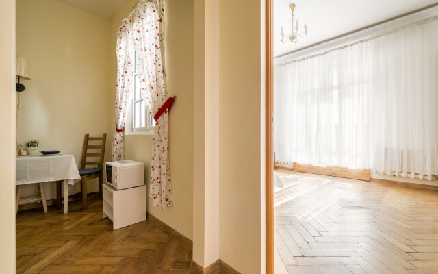 Flat s Panoramnym Vidom na Vasilyevskom Ostrove