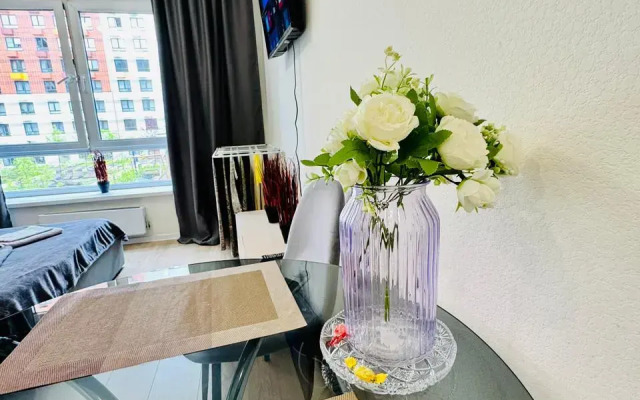 Uyutnaya v Kommunarke vblizi Metro Potapovo Flat