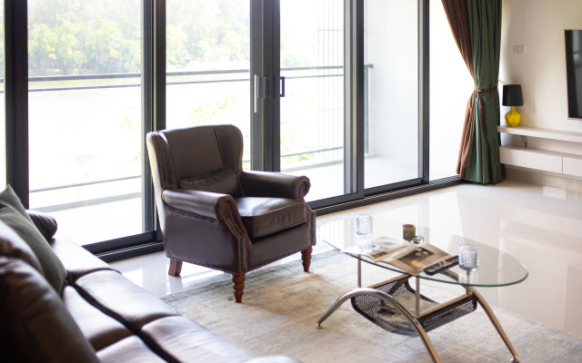 Апартаменты Три спальни с видом на море и озеро