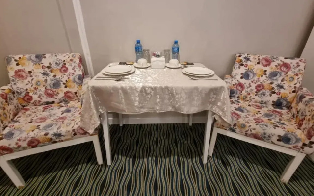 Retro Art Boutique Hotel