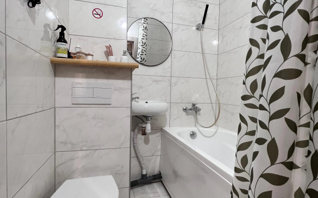 Granada Komfortnaya studiya v ZhK London Park s shikarnyim vidom na gorod Apartments