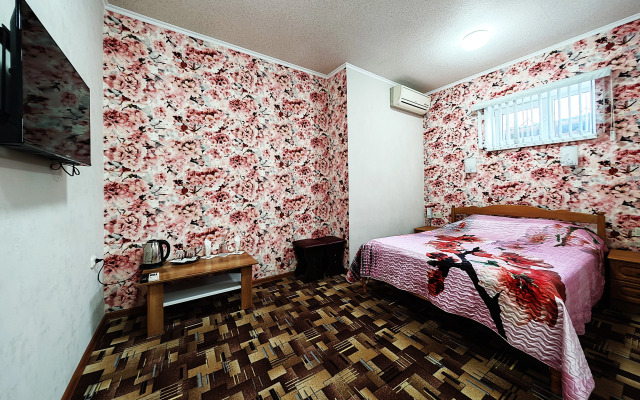 Seliverstova 16 Guest House