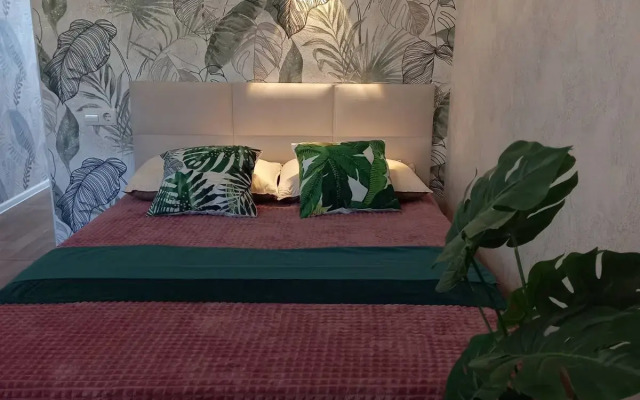 Ayda K Regine (lazo 21a) Flat
