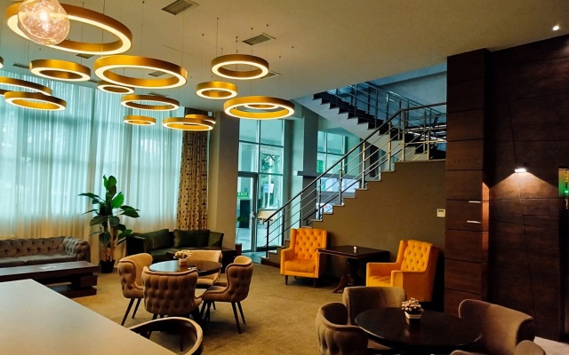 Green Tower Hotel