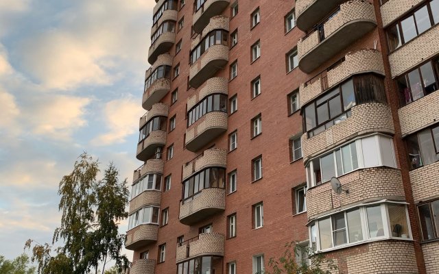 Na Prospekte Veteranov 114/1 Apartments