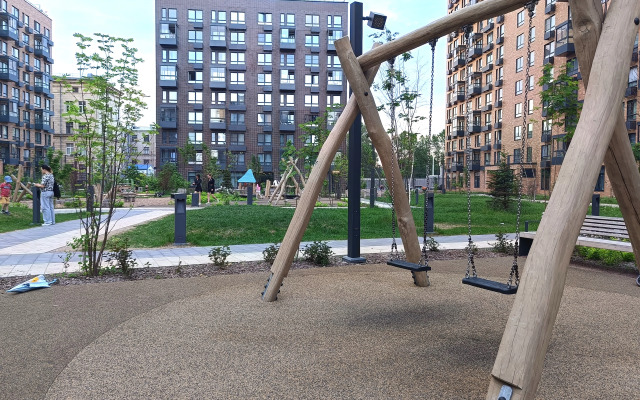 Квартира Около метро Лесная