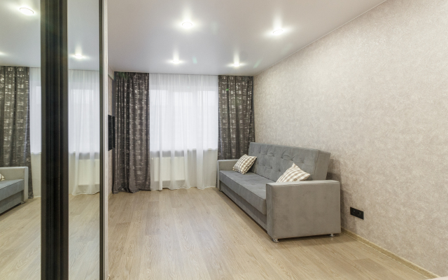 Ne Vopros s otlichnym remontom u Ledovogo dvorca Flat