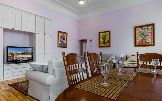 Квартира на набережной реки Фонтанки 32/1