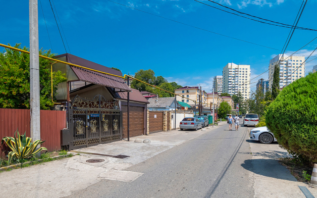 Azaliya-Mimoza Mini Hotel