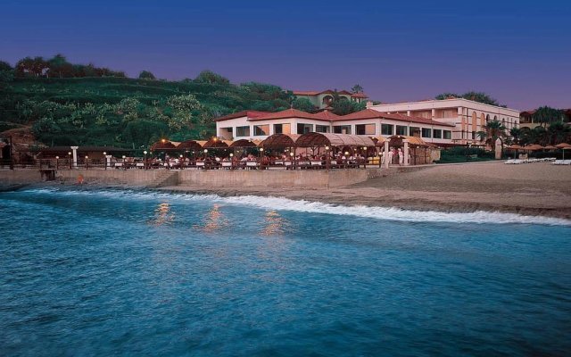 Green Paradise Beach Hotel